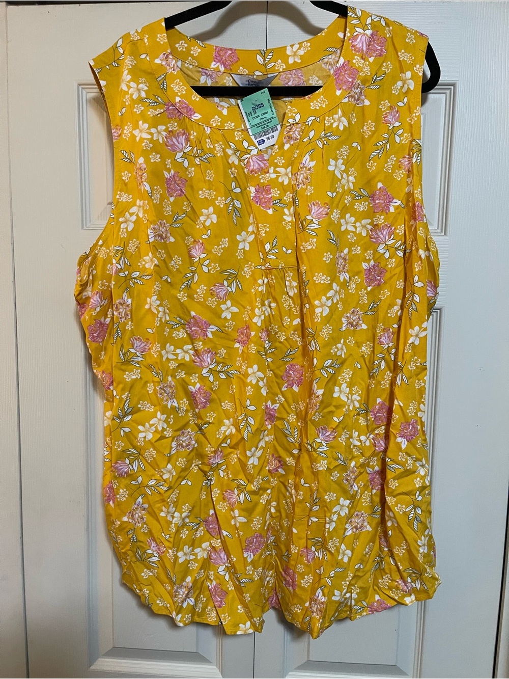 croft & barrow Yellow Floral Sleeveless Pleat-Front Camisole